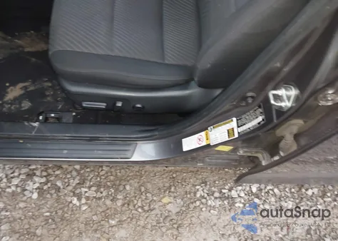 2015 Toyota Camry Le z USA, uszkodzony, nr VIN 4T1BF1FK4FU044036